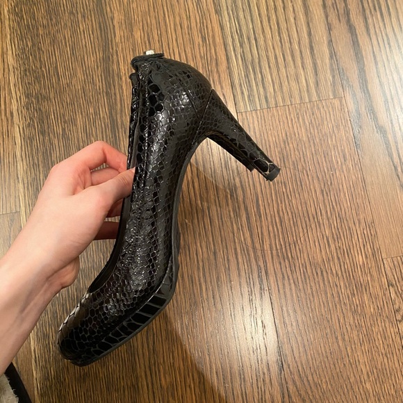 Stuart Weitzman Black Heels - Picture 2 of 7